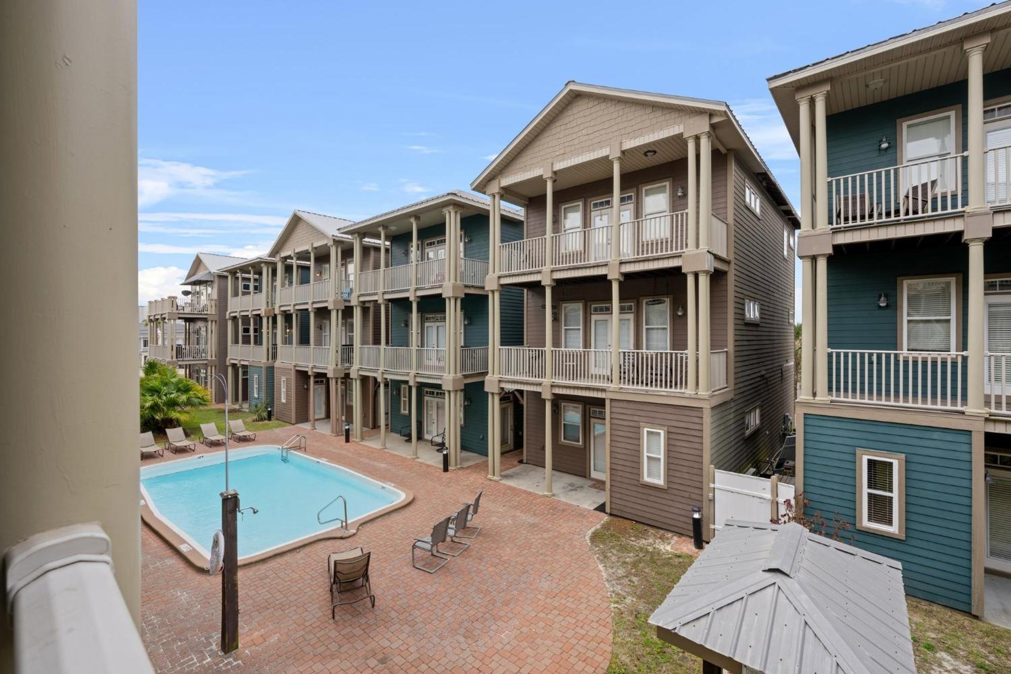 Crescent Moon Palace - A Luxury Home With Pool, Parking, Just Steps To The Beach Panama City Beach Exterior photo