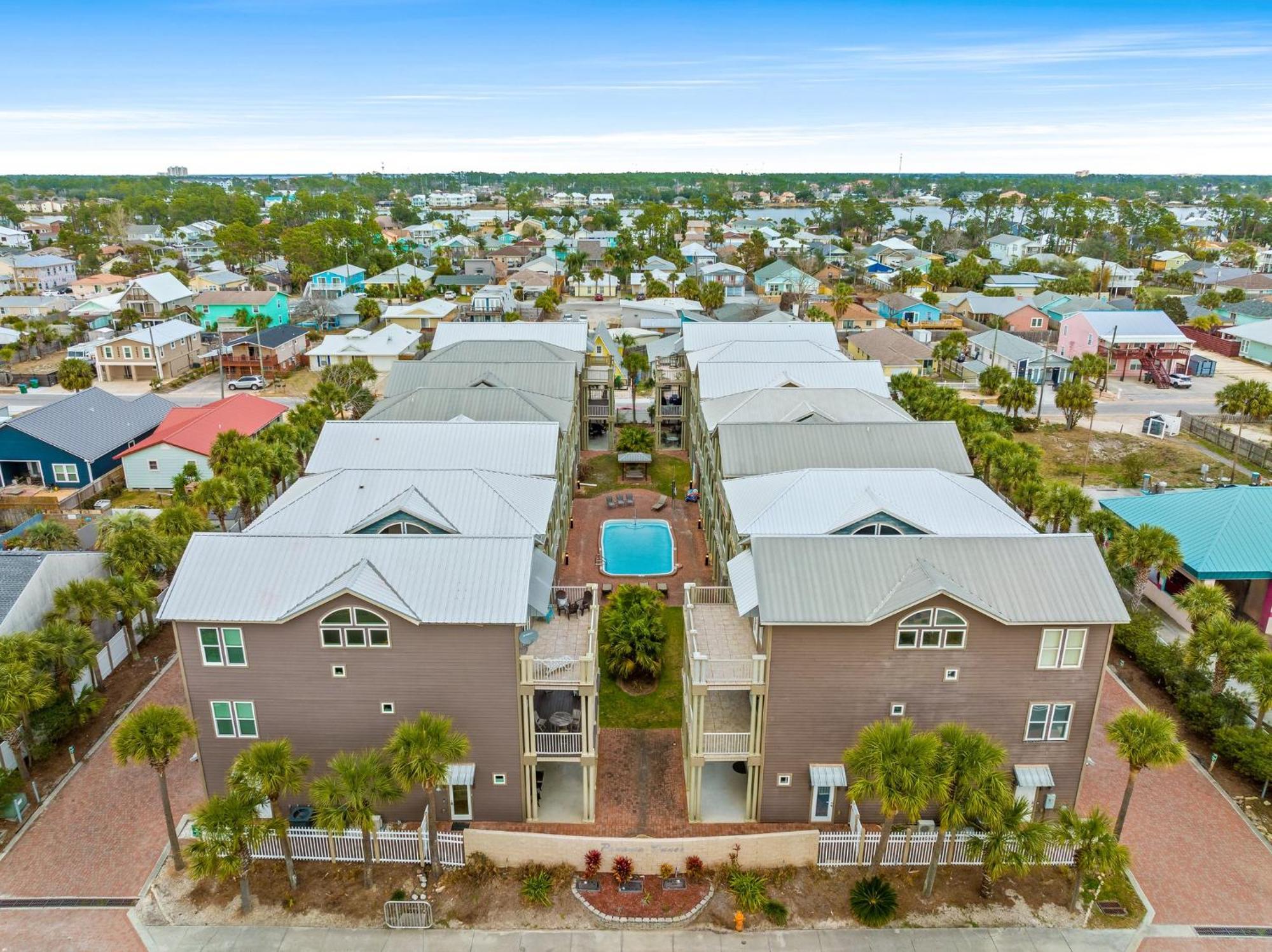 Crescent Moon Palace - A Luxury Home With Pool, Parking, Just Steps To The Beach Panama City Beach Exterior photo